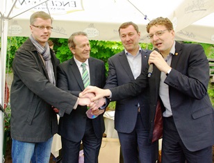 Mano_b._3_II.jpg