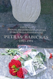 Prie_kapo_3_II.jpg