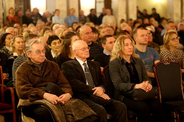 Rokas__3_didele.jpg