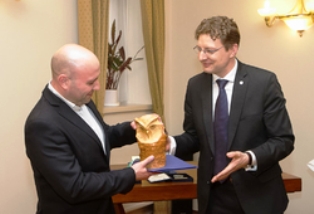 Signataru_II_Dainius_sveik.jpg