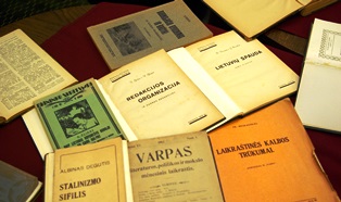 Venckus._Visi_zurn._II.jpg