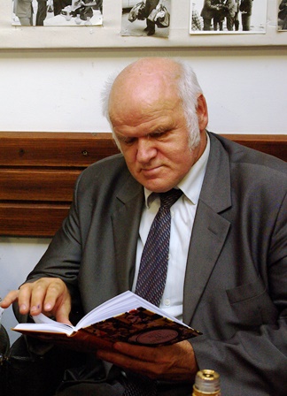 Vitkus_II_n..JPG